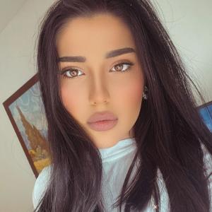 Vanessa G.